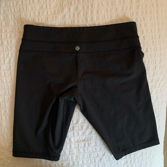 lululemon athletica Pants - Lululemon bike shorts